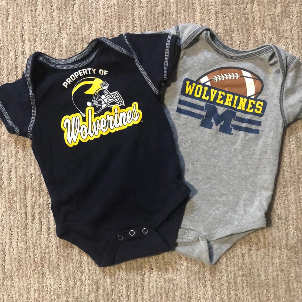 Set of 12 month Michigan State Wolverines onesies